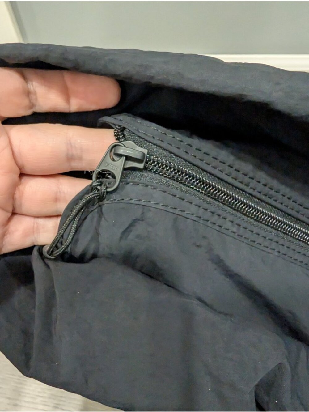 Lululemon Dash All Day Duffel Bag Black Crossbody Strap Yoga Gym Travel - Picture 15 of 16